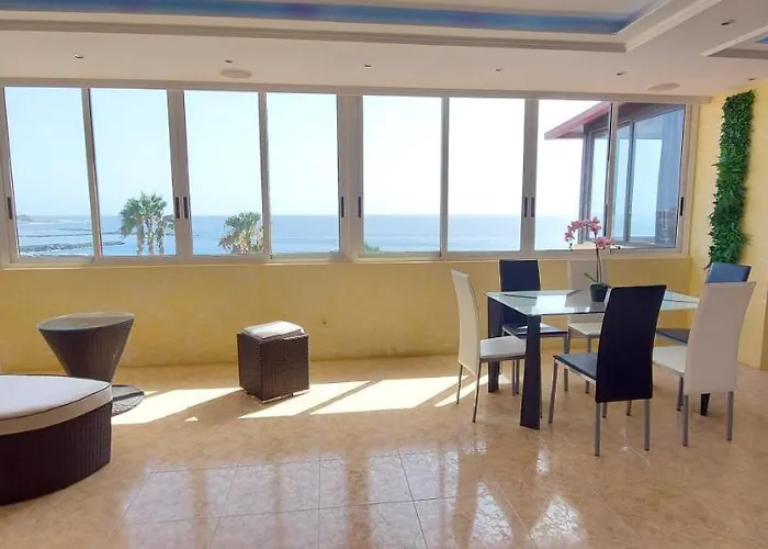 First Line Of The Ocean, 3 Bedrooms & Free Wifi Σπίτι διακοπών *