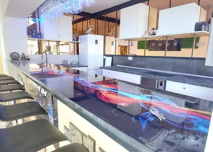 Σπίτι διακοπών First Line Of The Ocean, 3 Bedrooms & Free Wifi