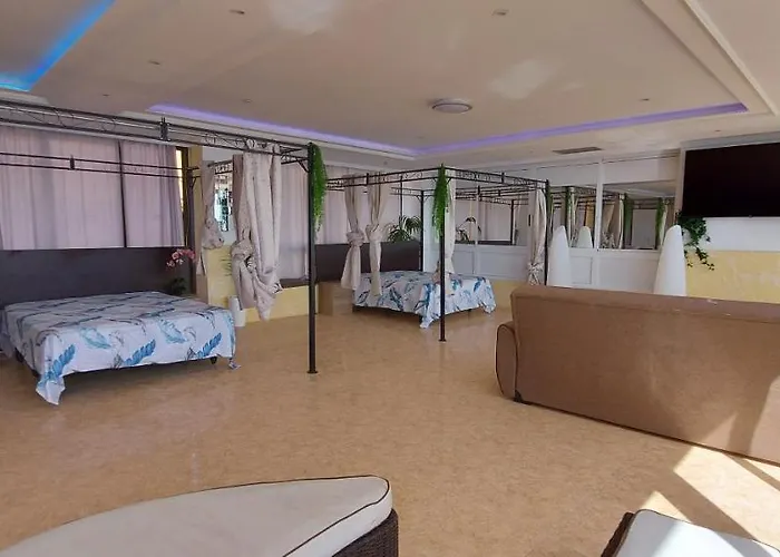 Nyaraló First Line Of The Ocean, 3 Bedrooms & Free Wifi *