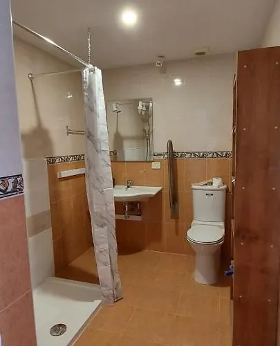 First Line Of The Ocean, 3 Bedrooms & Free Wifi 度假居 *